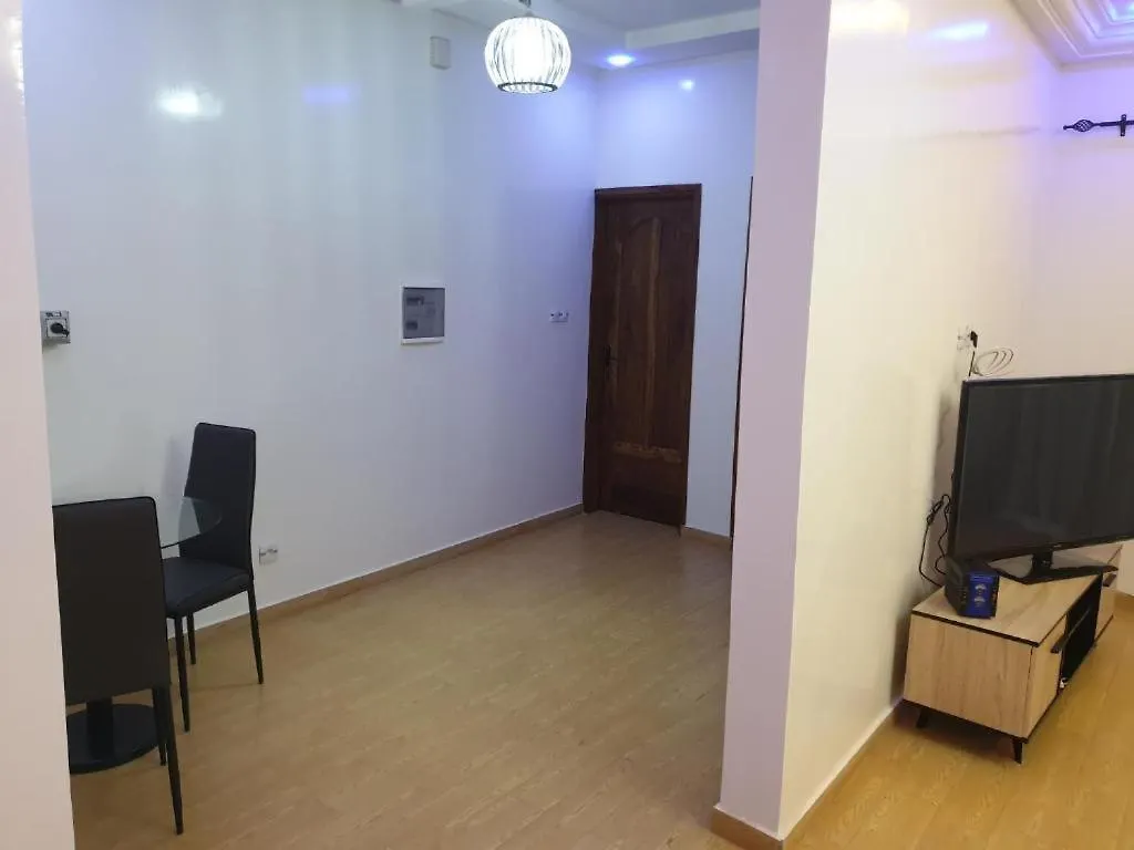 Belle Appartement Avec Jaccuzzi A Diamniadio Dakar