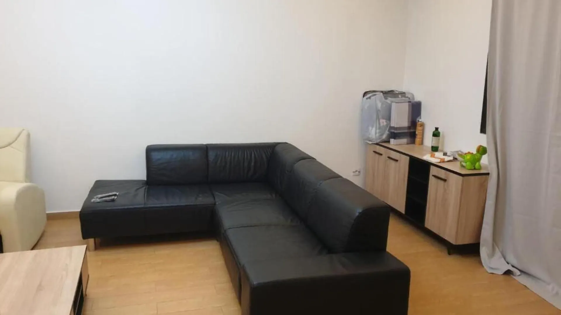 Belle Appartement Avec Jaccuzzi A Diamniadio Dakar